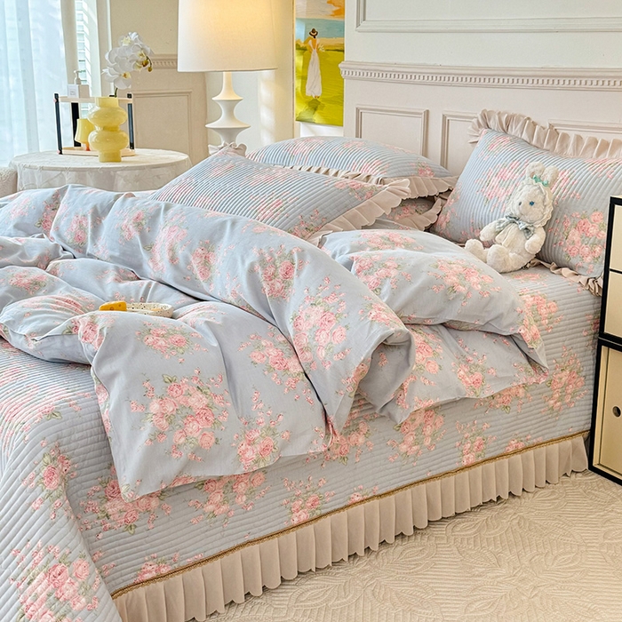 91家纺网 家纺一手货源 找家纺 美达家纺 2025新款全棉半夹棉花边床盖四件套 欧风花影