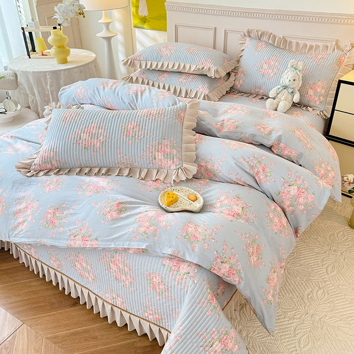 91家纺网 家纺一手货源 找家纺 美达家纺 2025新款全棉半夹棉花边床盖四件套 欧风花影