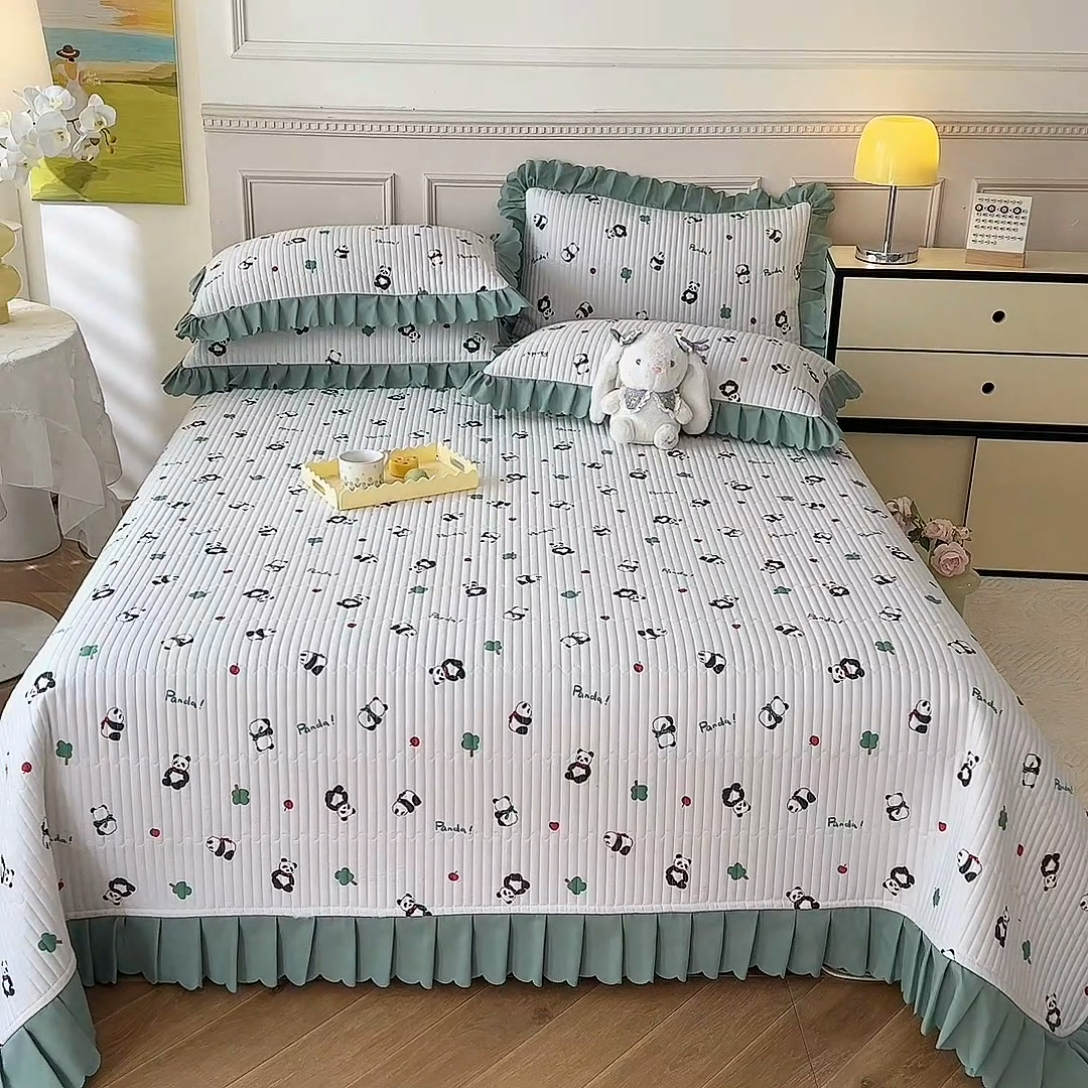 91家纺网 家纺一手货源 找家纺 美达家纺 2025新款全棉夹棉防滑小花边床盖 阳光胖达