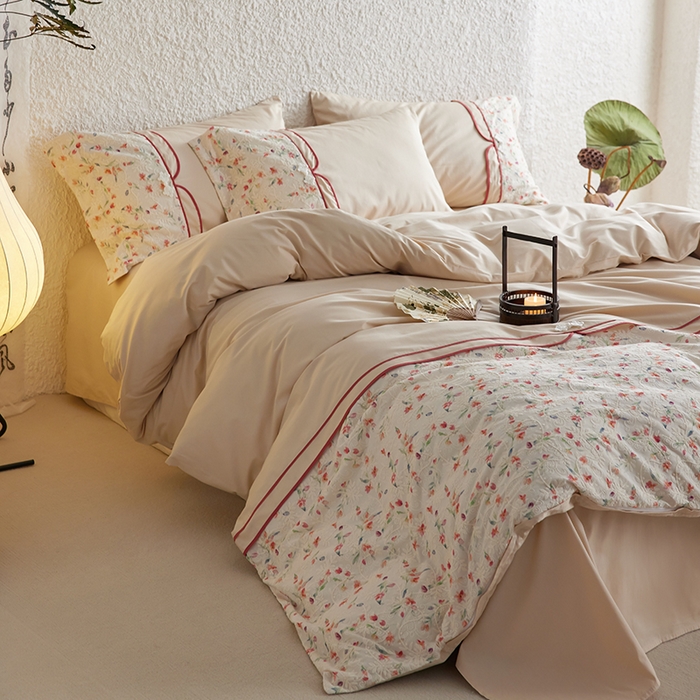 91家纺网 家纺一手货源 找家纺 2024新款全新工艺全棉古风刺绣四件套 花瓣影