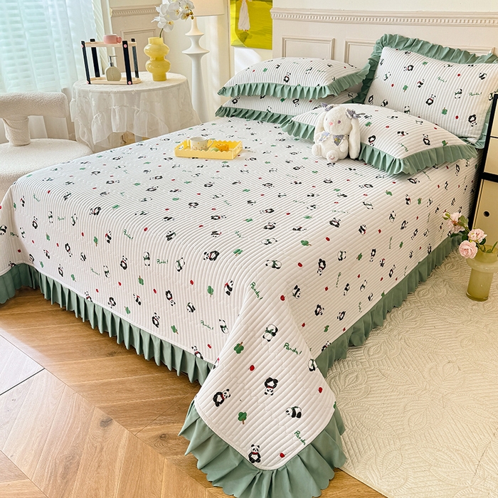 91家纺网 家纺一手货源 找家纺 美达家纺 2025新款全棉夹棉防滑小花边床盖 阳光胖达