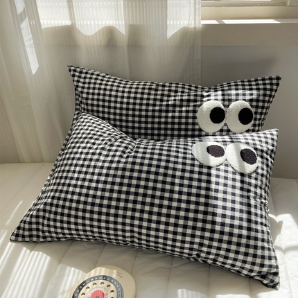 91家纺网 家纺一手货源 找家纺 丽涵家纺 2024新款色织水洗棉大眼毛巾绣-单品枕套 大眼小黑格