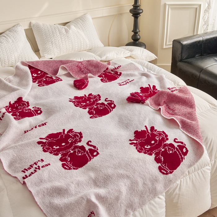 91家纺网 家纺一手货源 找家纺 苏艺针织盖毯 2024新款龙年限定针织亲肤毯龙年大吉盖毯 龙年大吉（白）