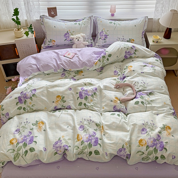 91家纺网 家纺一手货源 找家纺 乐童 2024新款直播爆款13070纯棉印花吊边款一字绣四件套第八波紫萱花