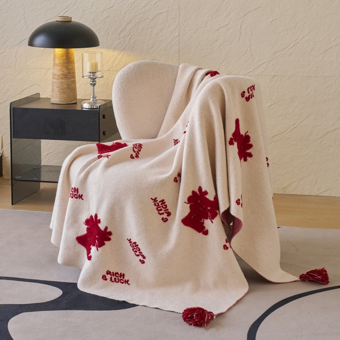 91家纺网 家纺一手货源 找家纺 苏艺针织盖毯 2024龙年限定高克重一体针织毛巾绣亲肤毛毯盖毯 祥龙献瑞（白)