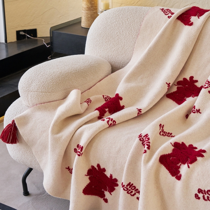 91家纺网 家纺一手货源 找家纺 苏艺针织盖毯 2024龙年限定高克重一体针织毛巾绣亲肤毛毯盖毯 祥龙献瑞（白)