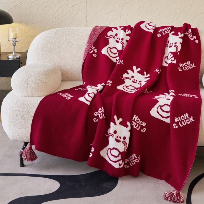 91家纺网 家纺一手货源 找家纺 苏艺针织盖毯 2024新款龙年限定针织亲肤毯龙年大吉盖毯 龙年进宝（红）