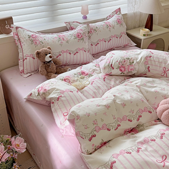 91家纺网 家纺一手货源 找家纺 乐童 2024新款直播爆款13070纯棉印花吊边款一字绣四件套第八波甜蜜蜜