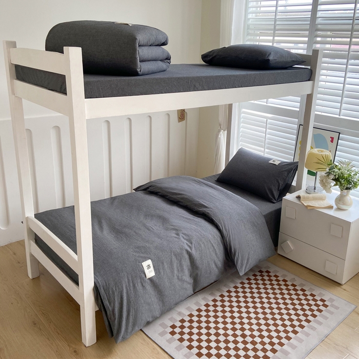 91家纺网 家纺一手货源 找家纺 巧格家纺 2025新款A类全棉色织水洗棉宿舍三件套-床笠款 深灰