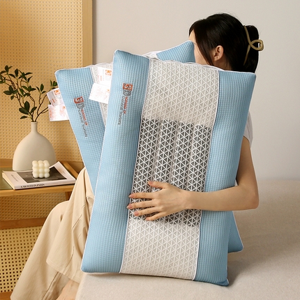 91家纺网 家纺一手货源 找家纺 （总）梦叶草 2024新款蝴蝶熏香眠眠分区护颈枕芯酒店枕头