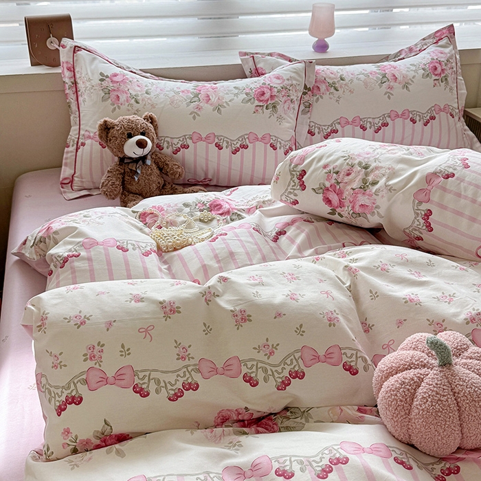 91家纺网 家纺一手货源 找家纺 乐童 2024新款直播爆款13070纯棉印花吊边款一字绣四件套第八波甜蜜蜜