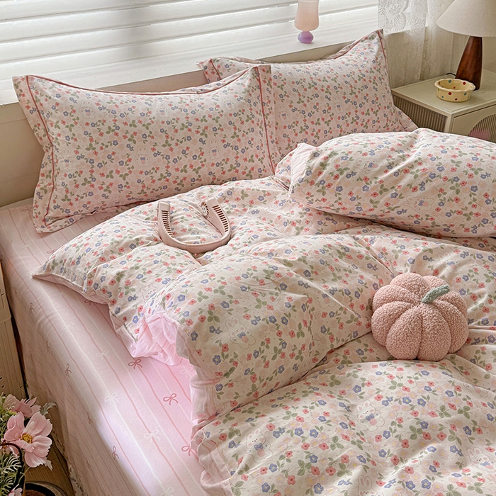 91家纺网 家纺一手货源 找家纺 乐童 2024新款直播爆款13070纯棉印花吊边款一字绣四件套第八波小花兔