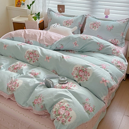 91家纺网 家纺一手货源 找家纺 乐童 2024新款直播爆款13070纯棉印花吊边款一字绣四件套第八波花语