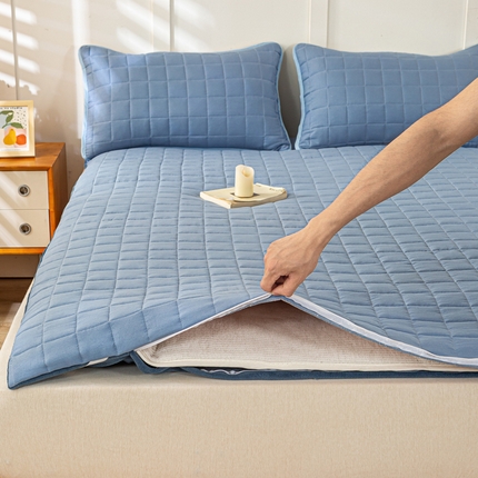 91家纺网 家纺一手货源 找家纺 萌飞 2024新款四季款秋冬两用可拆洗棉花学生床垫子牛奶绒褥子 宾利蓝