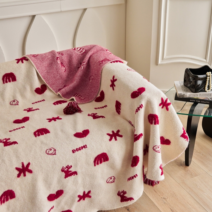 91家纺网 家纺一手货源 找家纺 苏艺针织盖毯 2024龙年限定高克重一体针织毛巾绣亲肤毛毯盖毯 一鹿有你（白）