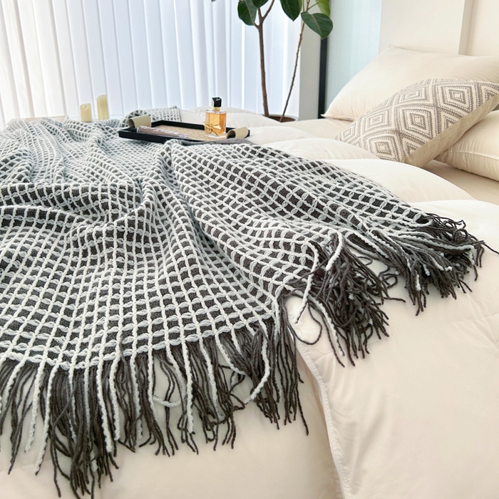 91家纺网 家纺一手货源 找家纺 苏艺针织盖毯 2024新款针织流苏华夫格毛毯 丝雾棕