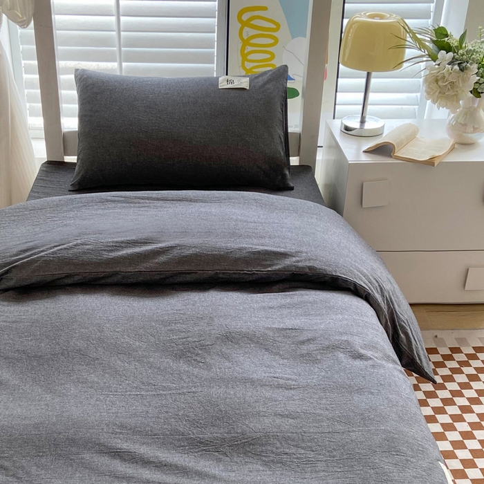 91家纺网 家纺一手货源 找家纺 巧格家纺 2025新款A类全棉色织水洗棉宿舍三件套-床笠款 深灰