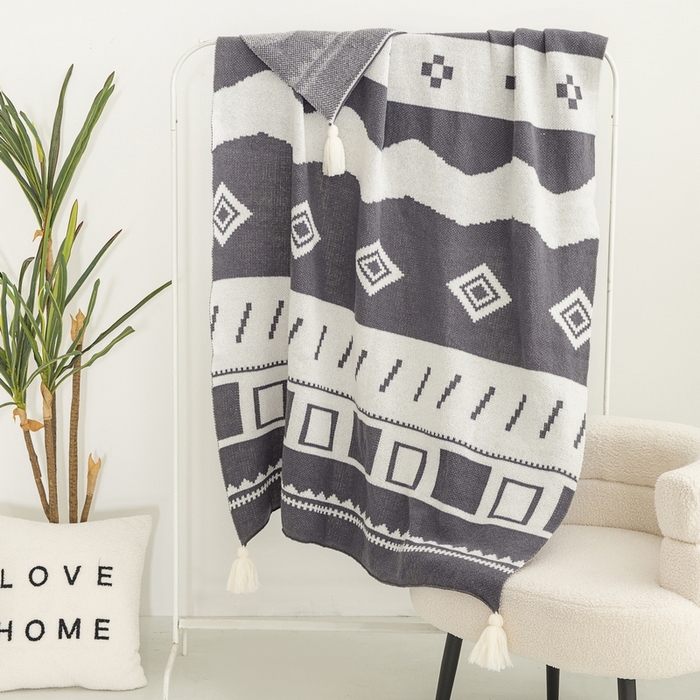 91家纺网 家纺一手货源 找家纺 苏艺针织盖毯 2024新款亲肤复古针织毯 绅士灰