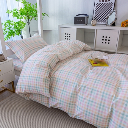 91家纺网 家纺一手货源 找家纺 窝美居家纺 2024新款无印良品全棉水洗纯棉风格13372学生宿舍三件套上下铺六件套 小清新格