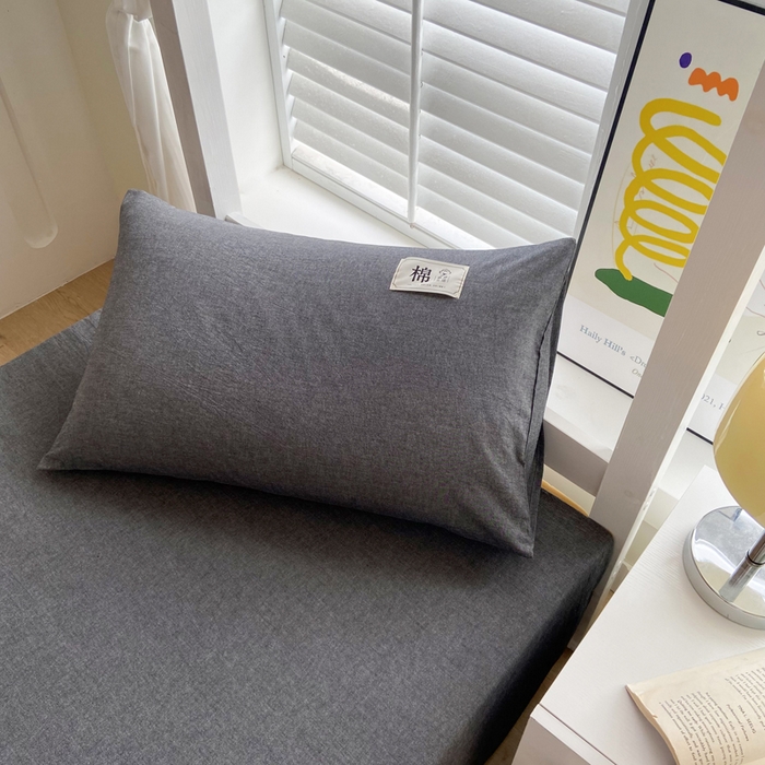 91家纺网 家纺一手货源 找家纺 巧格家纺 2025新款A类全棉色织水洗棉宿舍三件套-床笠款 深灰