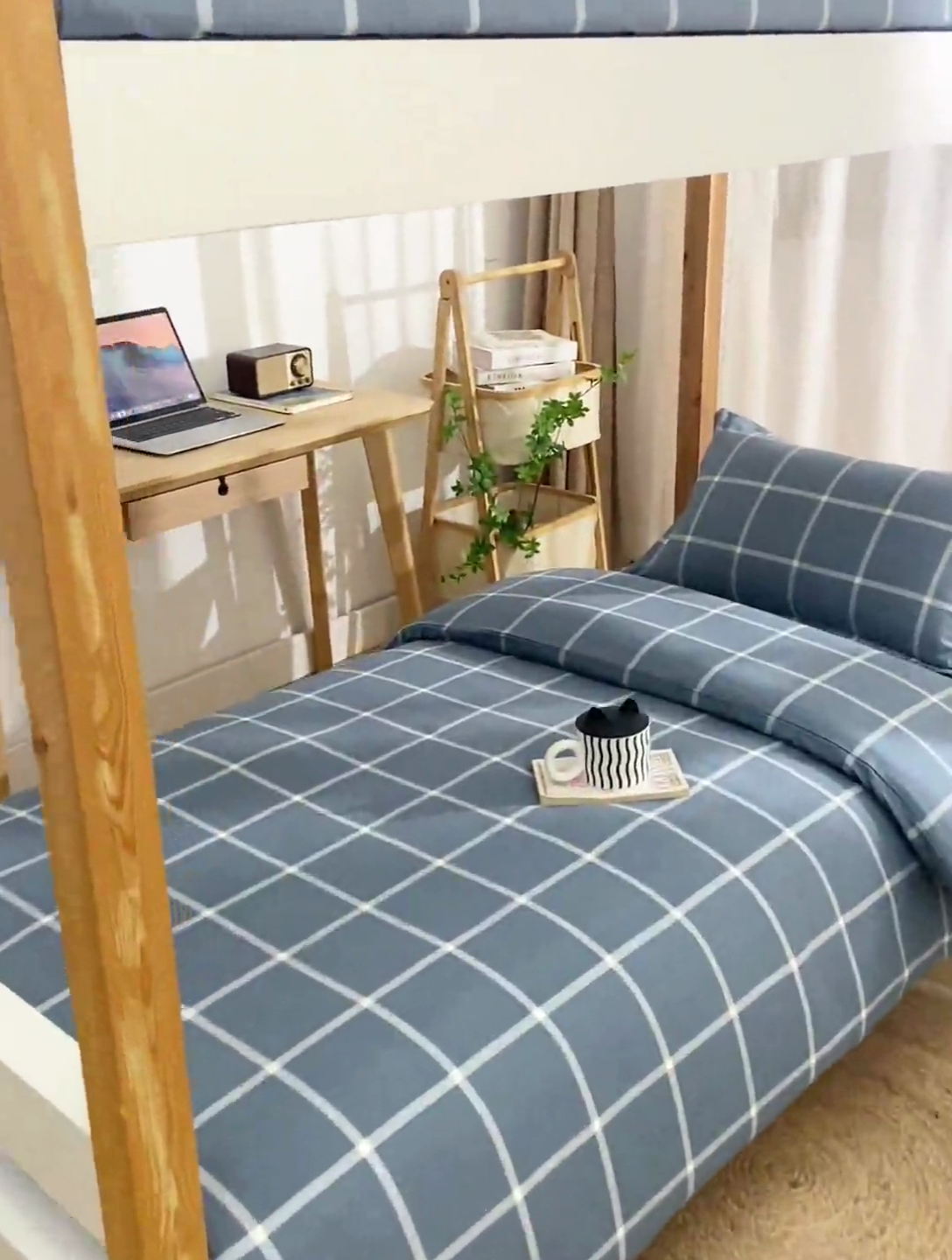 91家纺网 家纺一手货源 找家纺 乐旗家纺 2024新款13372床单款三件套 海蓝格