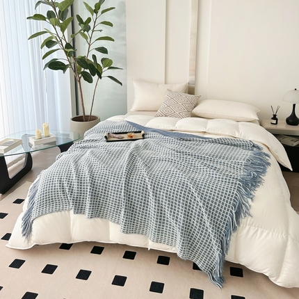 苏艺针织盖毯 2024新款针织流苏华夫格毛毯 普鲁士蓝
