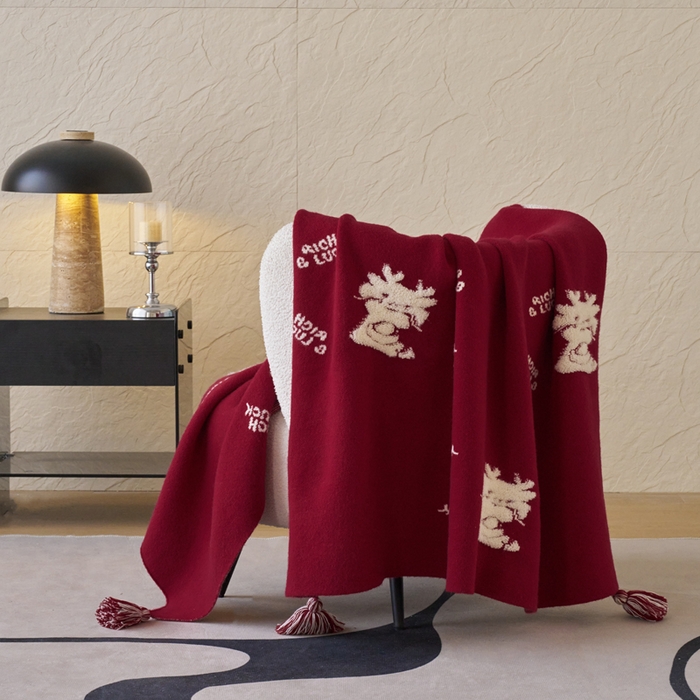 91家纺网 家纺一手货源 找家纺 苏艺针织盖毯 2024龙年限定高克重一体针织毛巾绣亲肤毛毯盖毯 祥龙献瑞  (红）