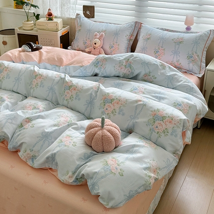 91家纺网 家纺一手货源 找家纺 乐童 2024新款直播爆款13070纯棉印花吊边款一字绣四件套第八波花间清幽