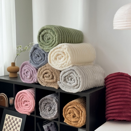 （总）羋多 2024新款（可提供跨境压缩）跨境仿兔毛绒多功能毛毯高克重魔法绒4公分宽抽条毛毯