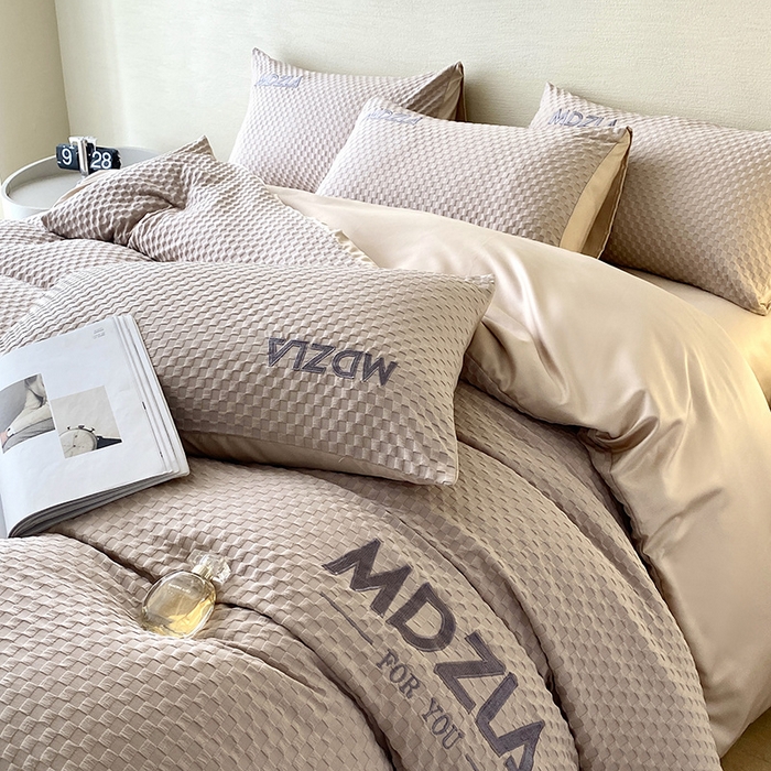 91家纺网 家纺一手货源 找家纺 优悦 2024新款泡泡格时尚提花四件套 泡泡格-香槟