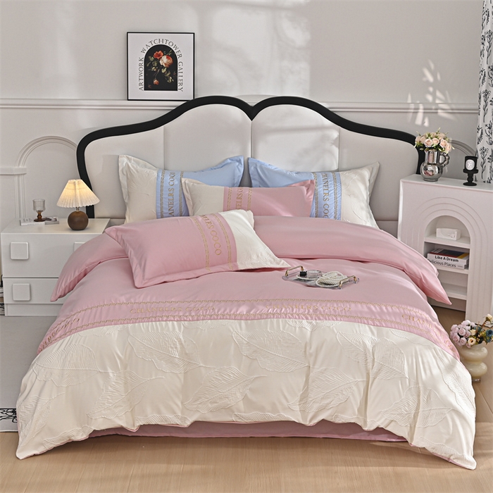 91家纺网 家纺一手货源 找家纺 富宁家纺 2025新款直播爆款水洗棉磨毛浮雕刺绣四件套-卡诗（提供买家秀） 粉叶子