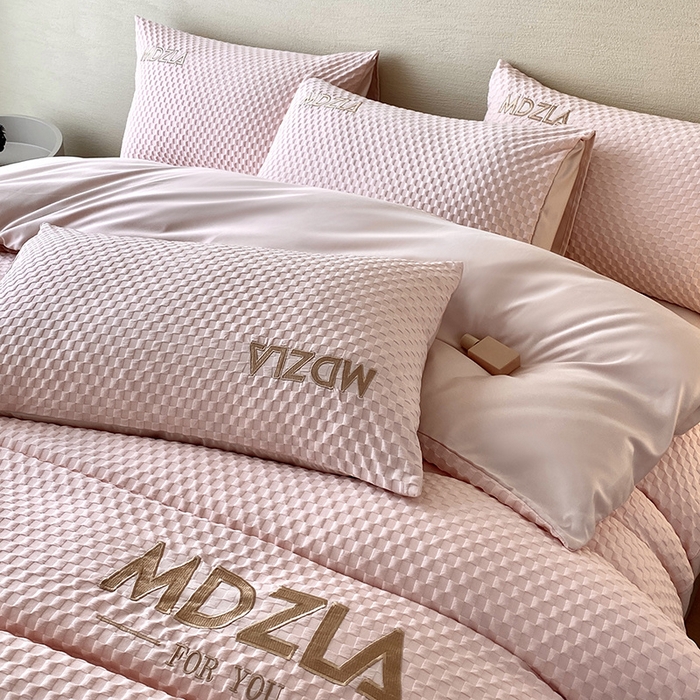 91家纺网 家纺一手货源 找家纺 优悦 2024新款泡泡格时尚提花四件套 泡泡格-粉