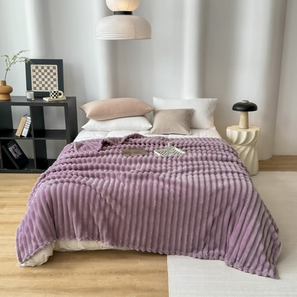 羋多 2024新款跨境仿兔毛绒多功能毛毯高克重魔法绒4公分宽抽条毛毯 暮山紫