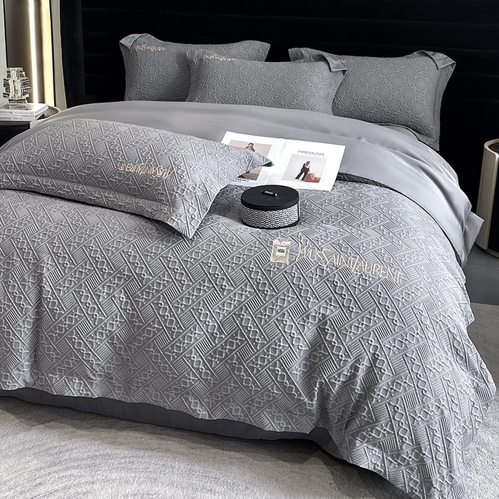 91家纺网 家纺一手货源 找家纺 优悦 2024新款时尚提花四件套-卡乐 卡乐-灰