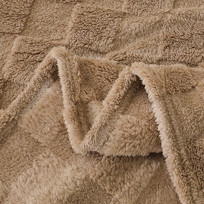 91家纺网 家纺一手货源 找家纺 芸锦豪 2024新款意大利面包格毛毯-卷边款 咖色