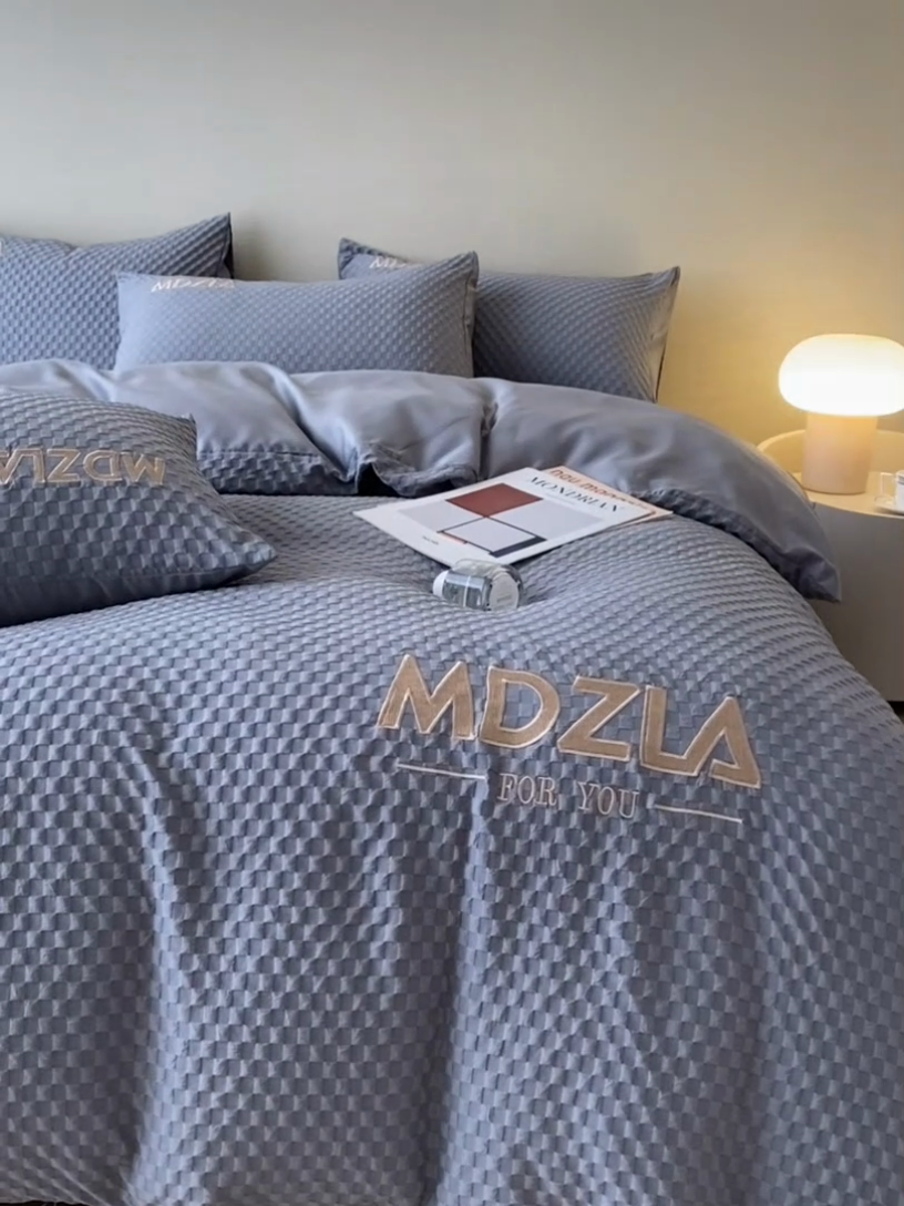 91家纺网 家纺一手货源 找家纺 优悦 2024新款泡泡格时尚提花四件套 泡泡格-灰