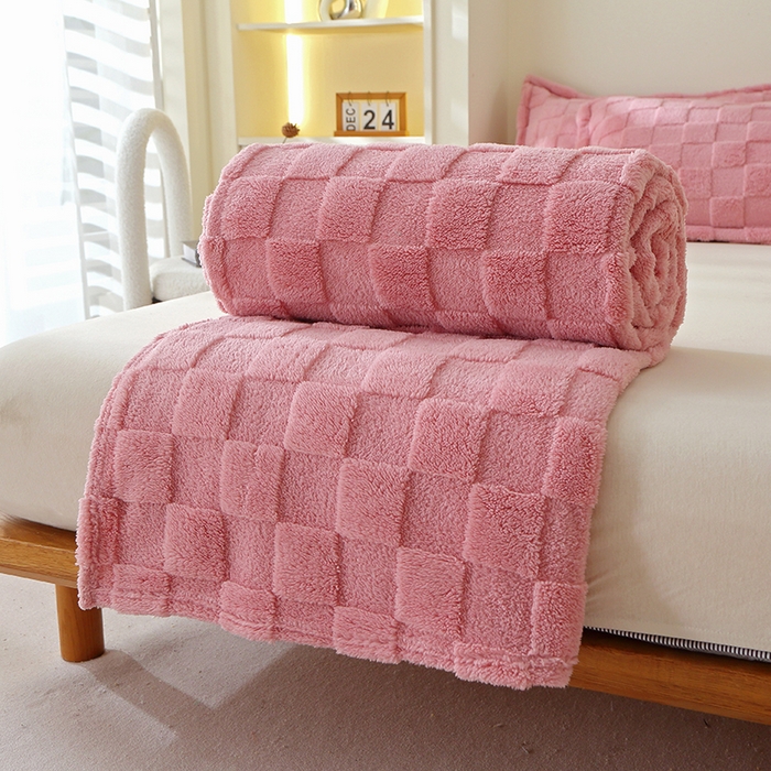 91家纺网 家纺一手货源 找家纺 芸锦豪 2024新款意大利面包格毛毯-卷边款 玫瑰粉