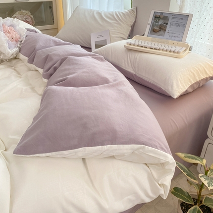 91家纺网 家纺一手货源 找家纺 （总）芷凡家纺 2024新款提花小方格四件套