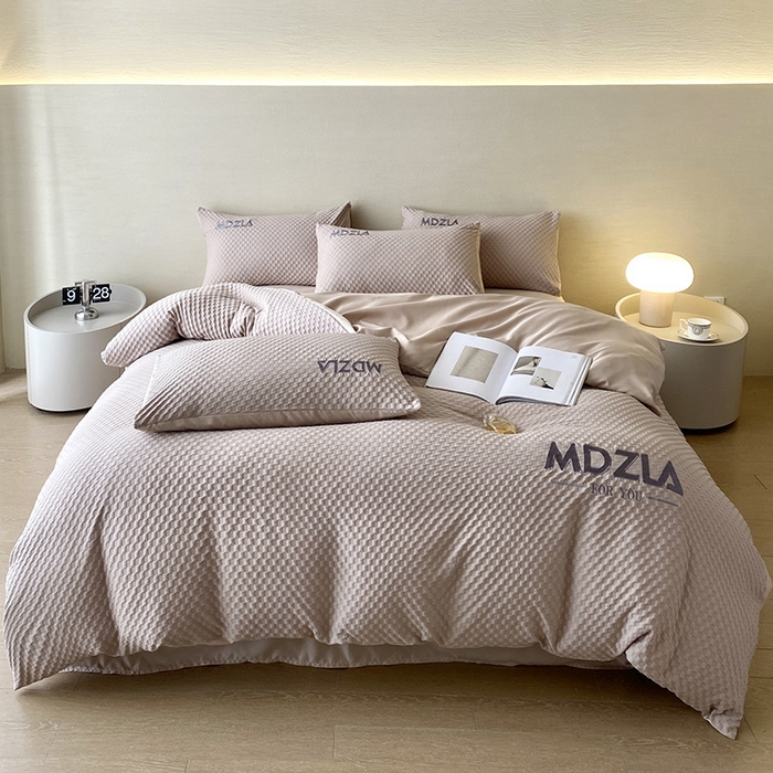 91家纺网 家纺一手货源 找家纺 优悦 2024新款泡泡格时尚提花四件套 泡泡格-香槟