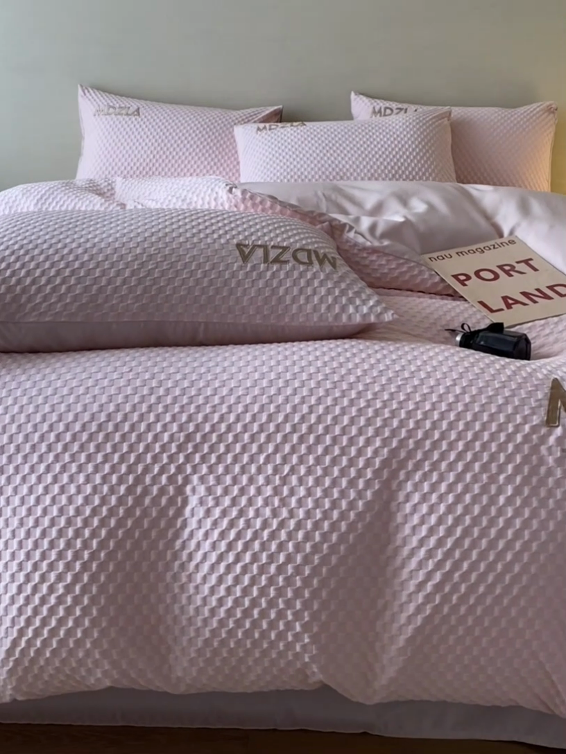 91家纺网 家纺一手货源 找家纺 优悦 2024新款泡泡格时尚提花四件套 泡泡格-粉