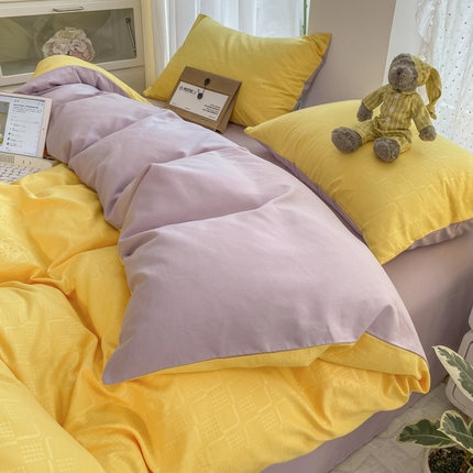 91家纺网 家纺一手货源 找家纺 （总）芷凡家纺 2024新款提花小方格四件套