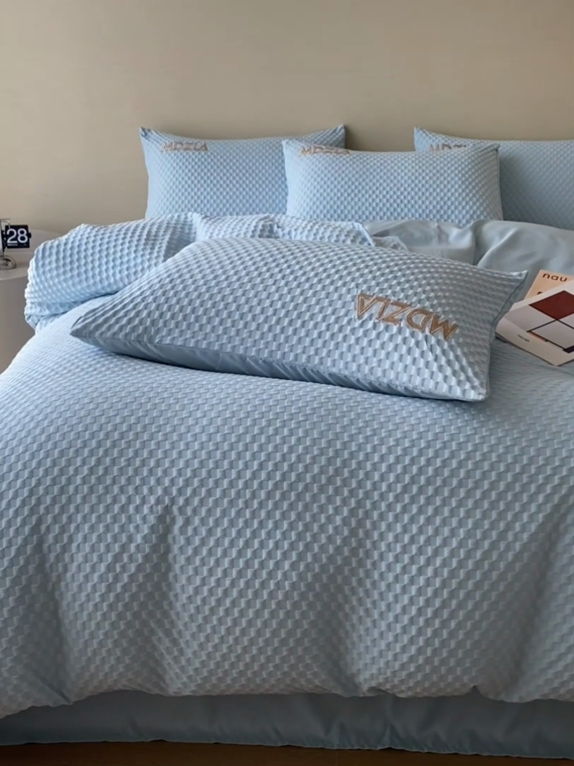 91家纺网 家纺一手货源 找家纺 优悦 2024新款泡泡格时尚提花四件套 泡泡格-蓝