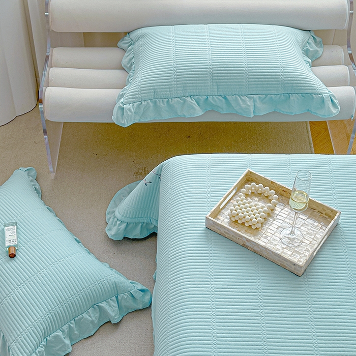 91家纺网 家纺一手货源 找家纺 紫碧螺家纺 2024新款绣花欧式花边床盖（泡泡棉）   浅湖绿