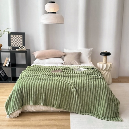 羋多 2024新款跨境仿兔毛绒多功能毛毯高克重魔法绒4公分宽抽条毛毯 远山绿