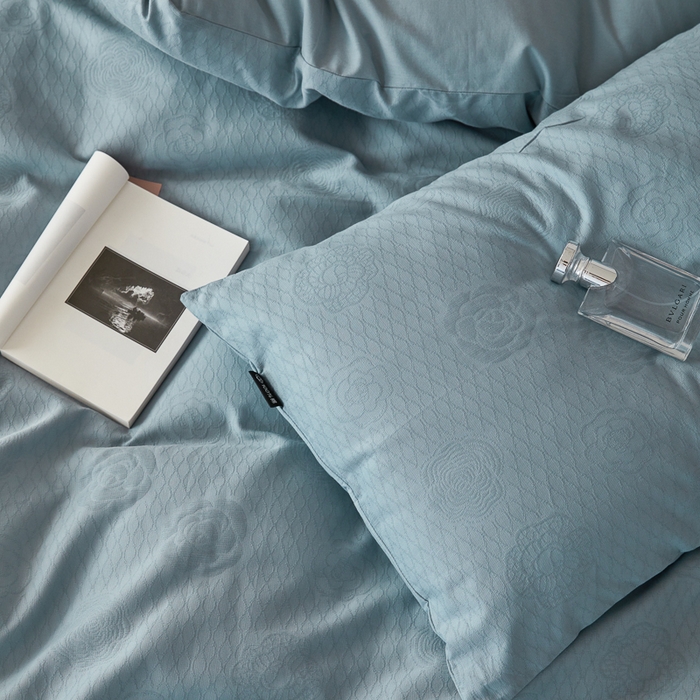 91家纺网 家纺一手货源 找家纺 优彩 2025新款A类全棉提花三层纱四件套 巴洛克雾兰