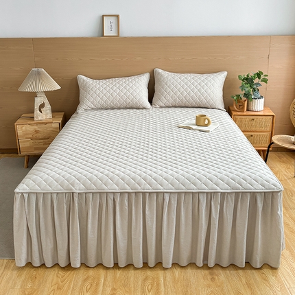 91家纺网 家纺一手货源 找家纺 （总）糯米猪家纺 2024新款全棉色织水洗棉夹棉床裙