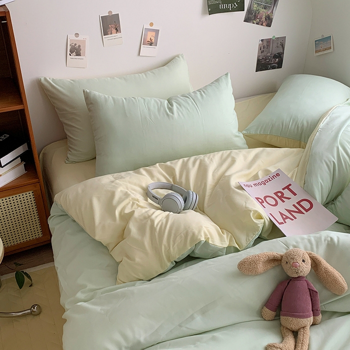 91家纺网 家纺一手货源 找家纺 优迈 2024新款ins风小红书同款纯色双拼水洗棉四件套亲肤加厚磨毛四件套混搭系列-单被套单床单单枕套单床笠 棚拍图 薄荷芝士