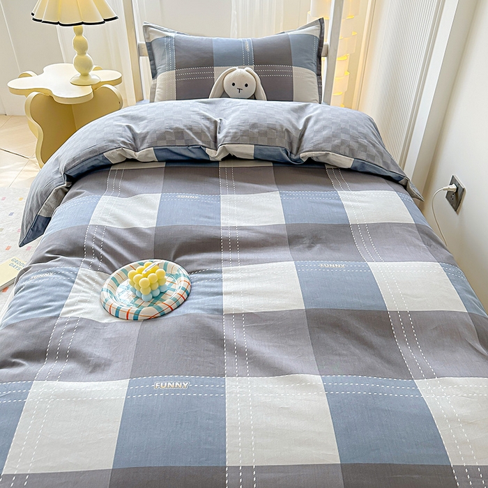 91家纺网 家纺一手货源 找家纺 棉造家居 2024新款13372学生床夹棉被套学生三件套（根据需求搭配枕芯 被芯 垫被） 梦里斯蓝