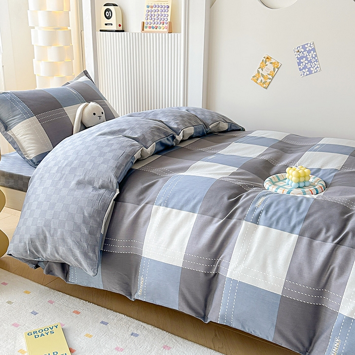 91家纺网 家纺一手货源 找家纺 棉造家居 2024新款13372学生床夹棉被套学生三件套（根据需求搭配枕芯 被芯 垫被） 梦里斯蓝