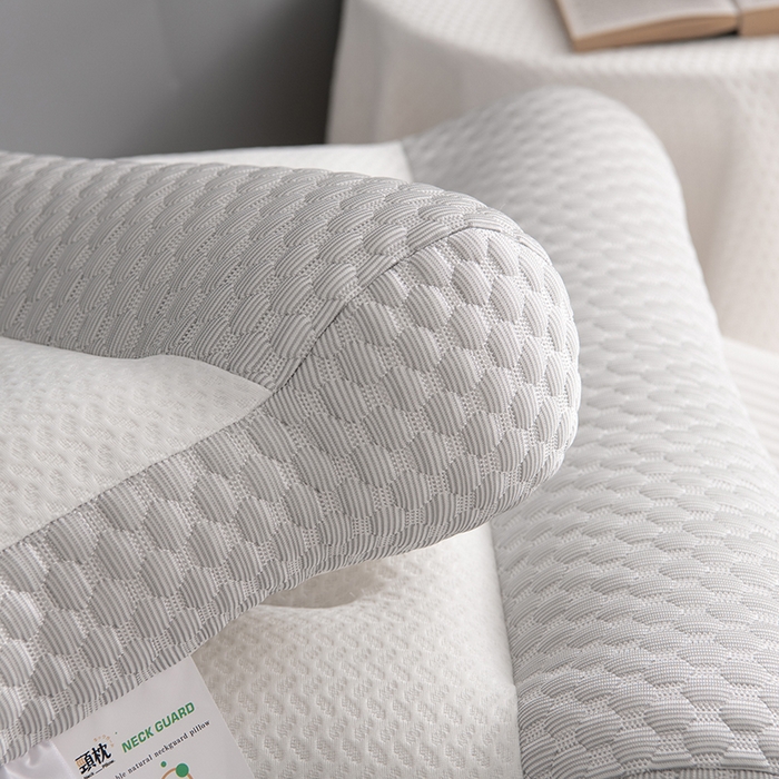 91家纺网 家纺一手货源 找家纺 爱来伊家 2024新款冰豆豆夏季枕芯反牵引枕48*74cm 牵引枕-灰